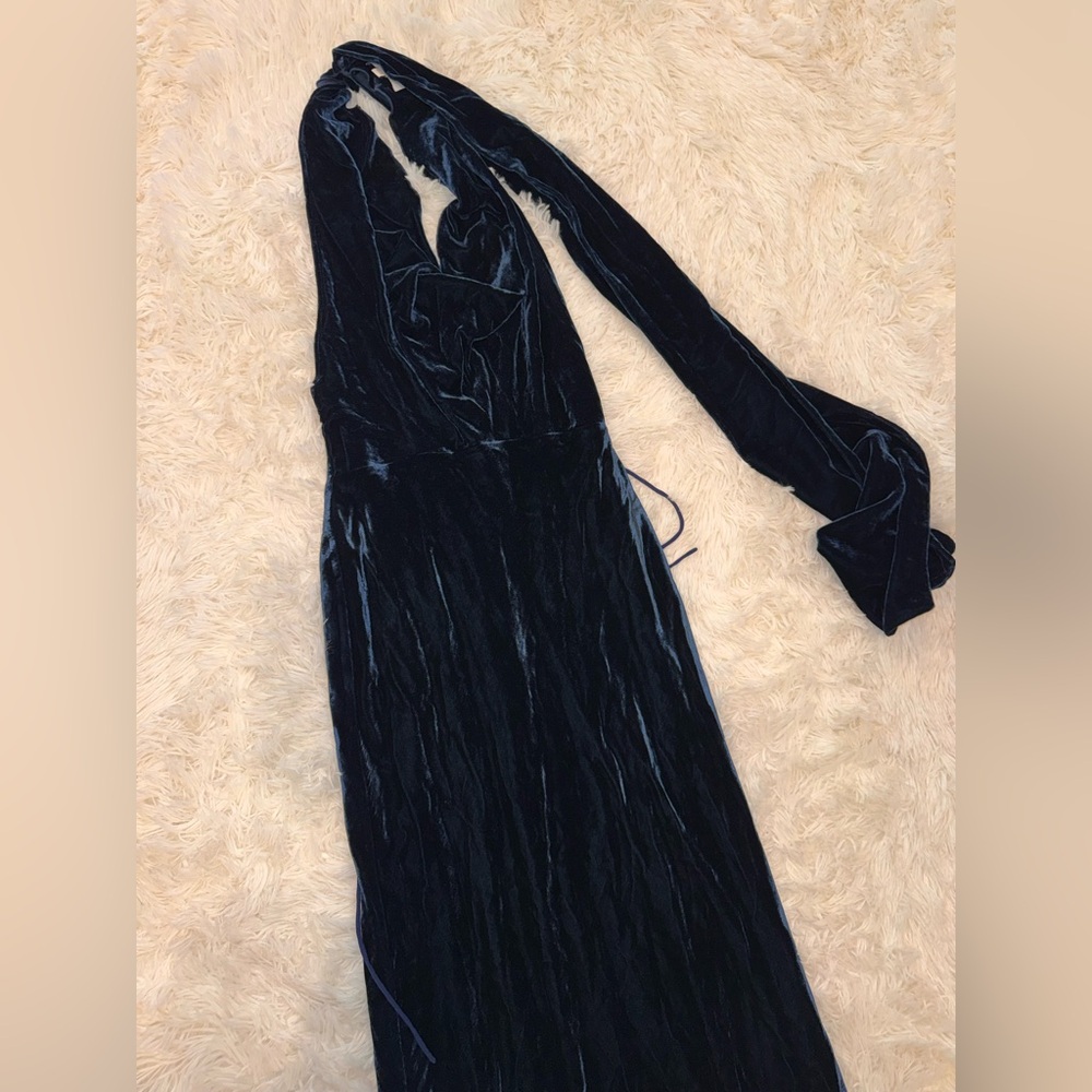 NEW SAU LEE midnight blue halter velvet gown sz 6 - Picture 4 of 7